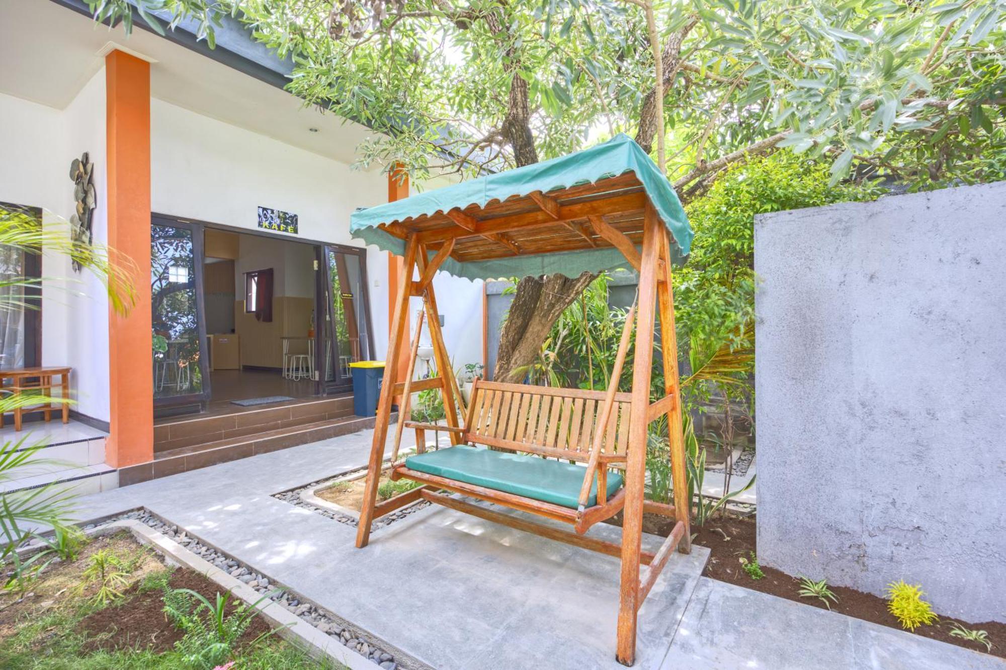 Jnj Guest House Toyapakeh Zewnętrze zdjęcie