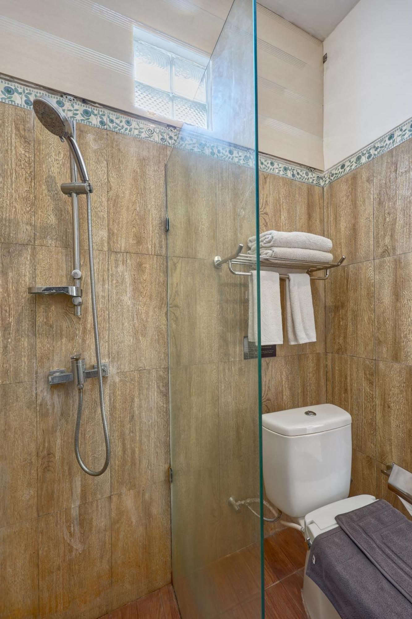 Jnj Guest House Toyapakeh Pokój zdjęcie